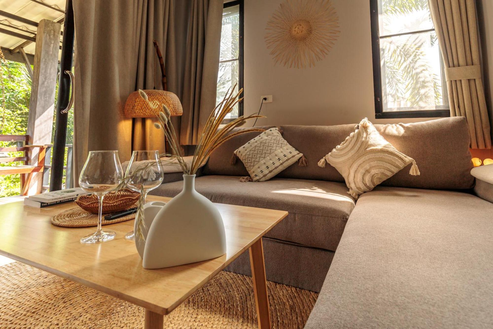 Casa Eden - Thong Sala Center - 2br - 4k Tv - Ac *