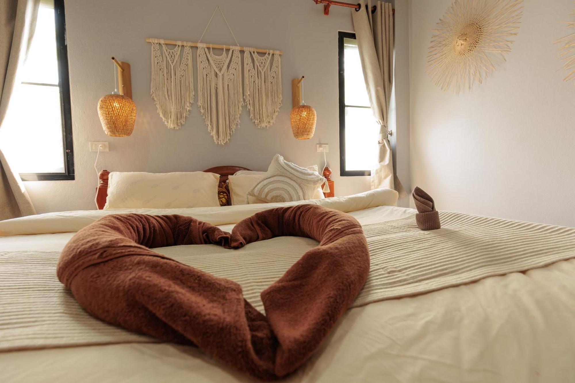 Casa Eden - Thong Sala Center - 2br - 4k Tv - Ac Rumah percutian